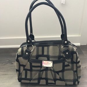 Nine west logo shoulder bag